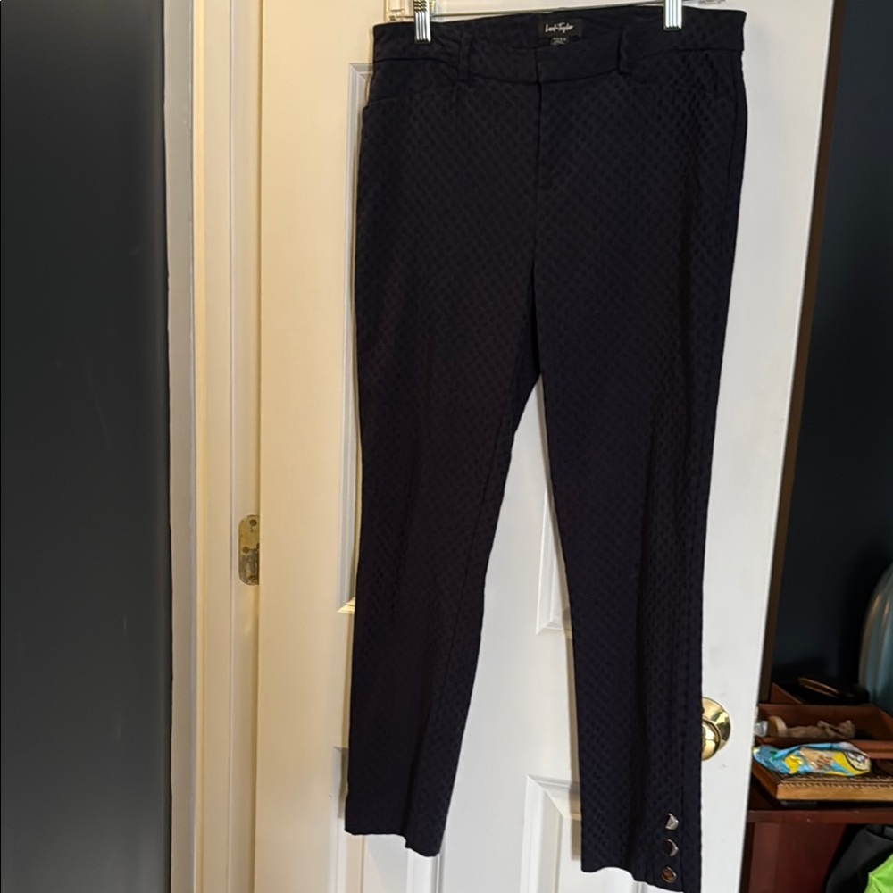 Lord & Taylor Black Ankle Cropped Pants